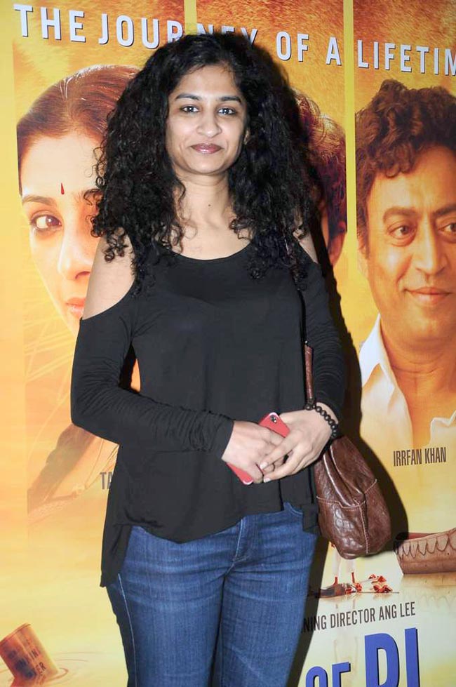 फिल्‍म 'लाइफ ऑफ पाई' का प्रीमियर...| कवर पेज पर सितारे