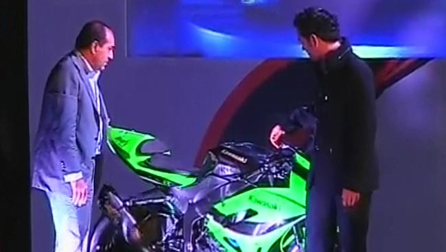 धोनी की सुपरबाइक चैम्पियनशिप टीम ने बदला नाम