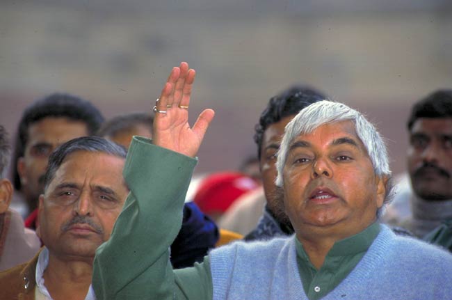 मुलायम सिंह यादव को हैप्पी बर्थडे