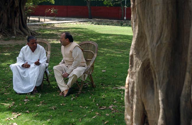 मुलायम सिंह यादव को हैप्पी बर्थडे