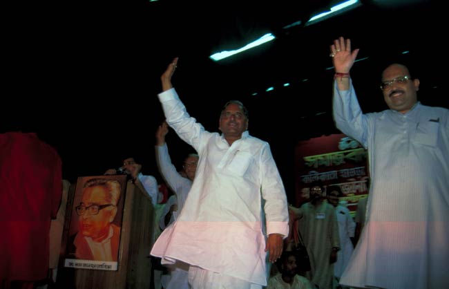 मुलायम सिंह यादव को हैप्पी बर्थडे