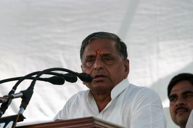 मुलायम सिंह यादव को हैप्पी बर्थडे