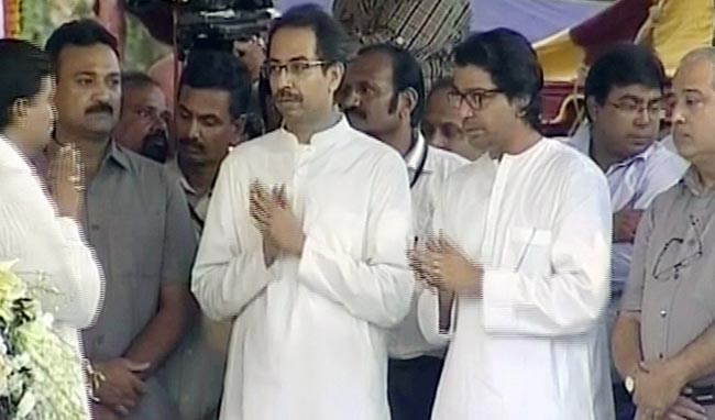 23 नवंबर 2012: तस्वीरों में दिनभर की बड़ी खबरें | पढ़ें