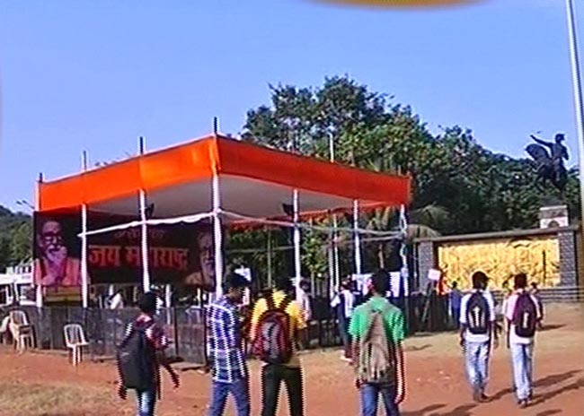 तस्वीरों में 29 नवंबर 2012 की बड़ी खबरें | पढ़ें