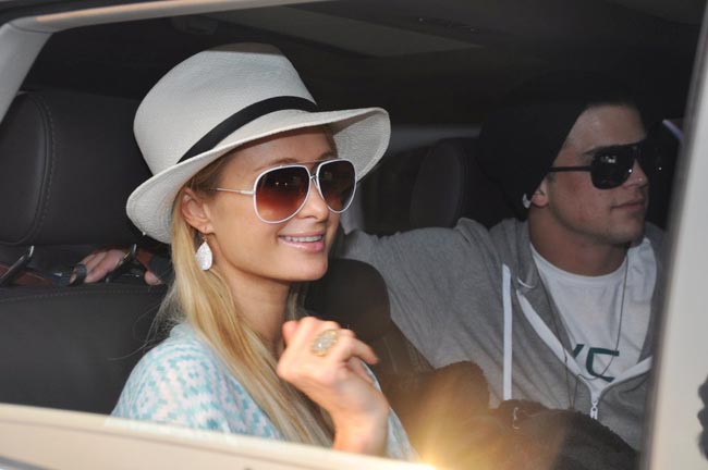 पेरिस हिल्टन एक बार फिर भारत में