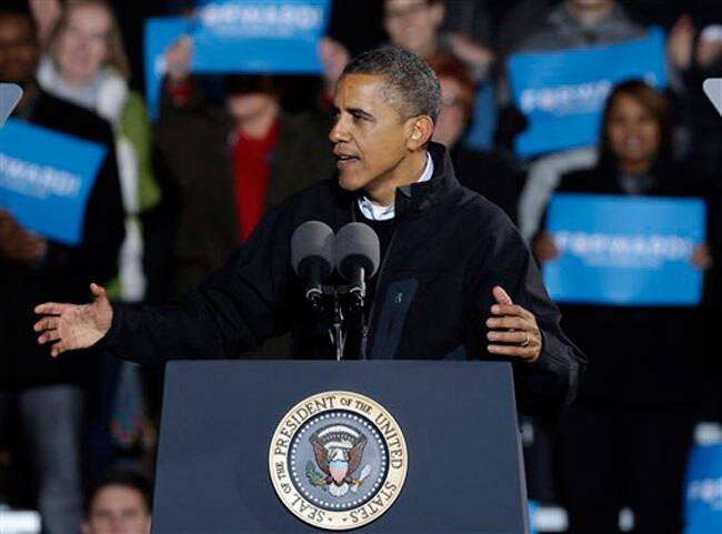 चुनाव प्रचार के आखिरी भाषण में रो पड़े ओबामा