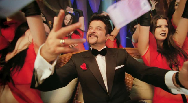 'रेस 2' में दीपिका, सैफ और जॉन का धमाल | दीपिका के जलवे