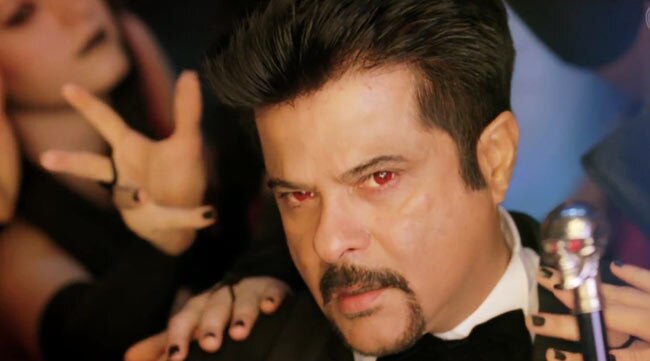 'रेस 2' में दीपिका, सैफ और जॉन का धमाल | दीपिका के जलवे