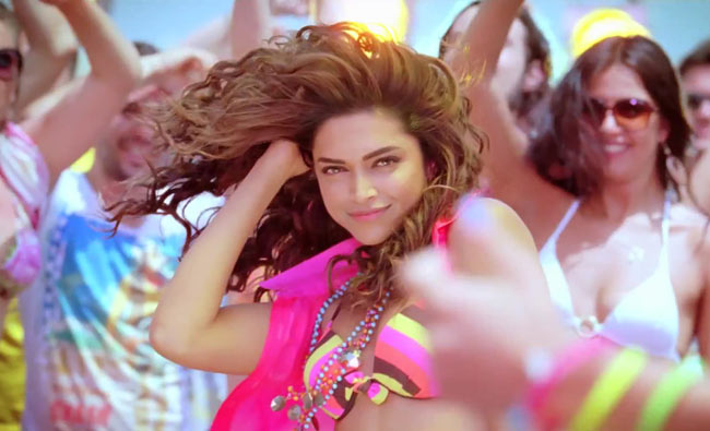 'रेस 2' में दीपिका, सैफ और जॉन का धमाल | दीपिका के जलवे