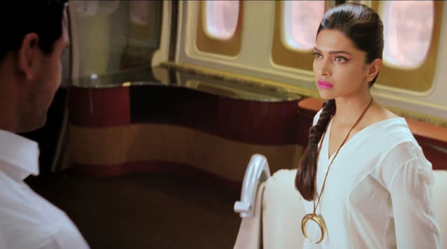 'रेस 2' में दीपिका, सैफ और जॉन का धमाल | दीपिका के जलवे