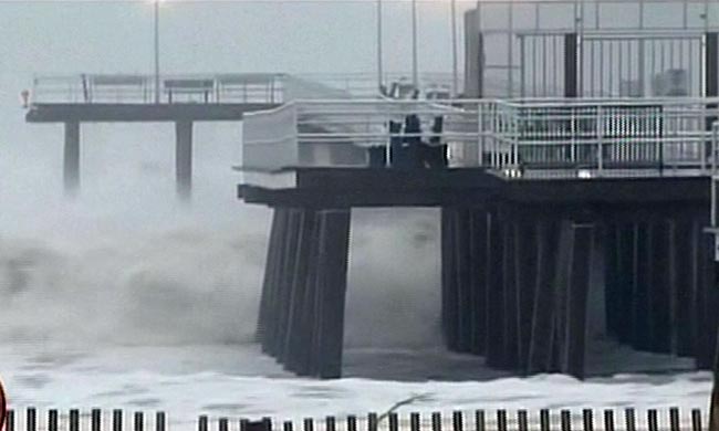 देखें 'सैंडी' के कहर और विध्वंस की तस्वीरें