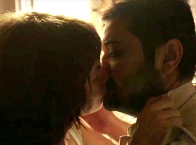 साल 2012 में बॉलीवुड के किस का किस्‍सा | बोल्ड बालाएं