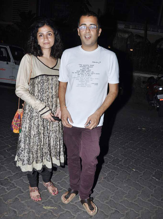 'सन ऑफ...' की स्क्रीनिंग पर युवी-भज्जी की मस्ती  | फर्स्ट लुक