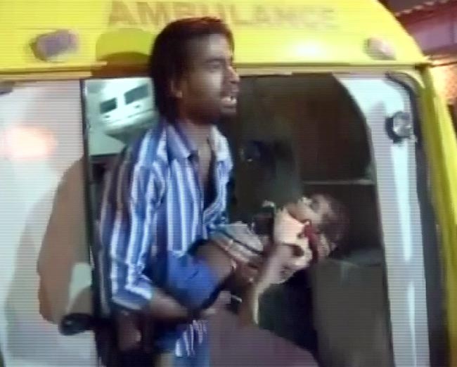 पटना में छठ पूजा के दौरान हादसा, 18 की मौत