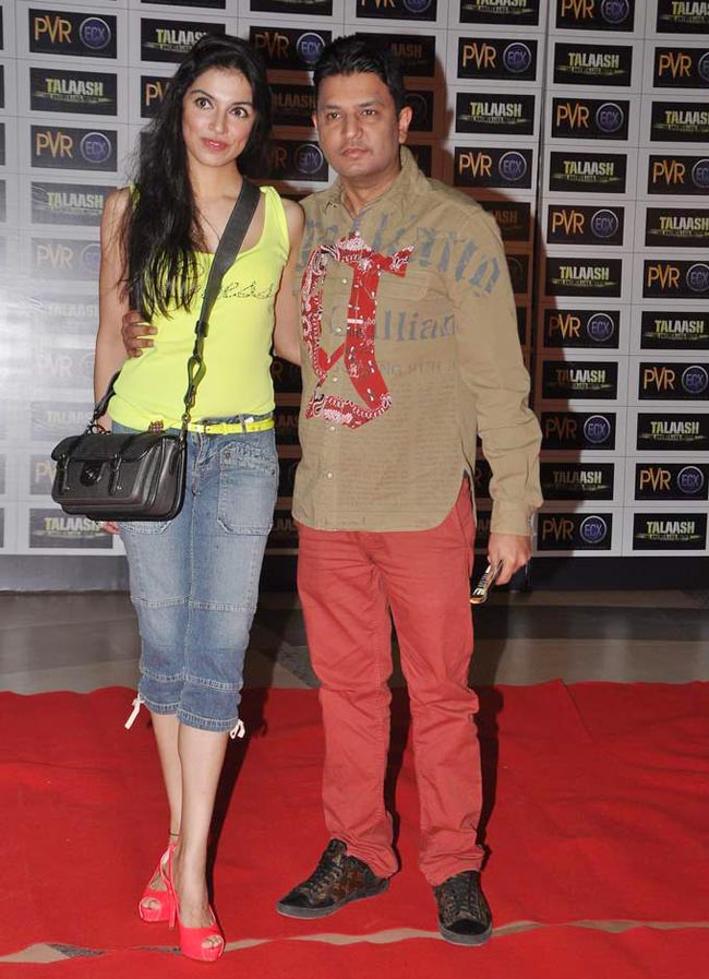 फिल्‍म 'तलाश' के प्रीमियर में उमड़ा बॉलीवुड | फर्स्‍ट लुक