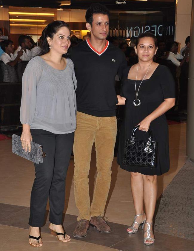 फिल्‍म 'तलाश' के प्रीमियर में उमड़ा बॉलीवुड | फर्स्‍ट लुक