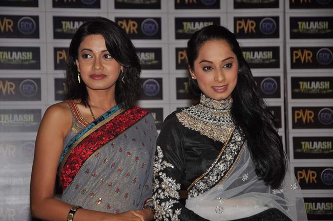 फिल्‍म 'तलाश' के प्रीमियर में उमड़ा बॉलीवुड | फर्स्‍ट लुक