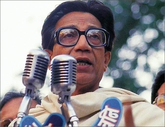 बाल ठाकरे का निधन, शोकाकुल हुआ पूरा देश