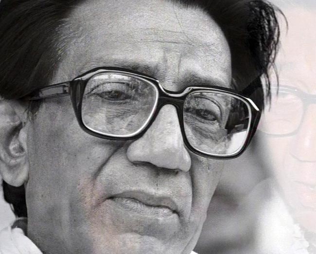 बाल ठाकरे का निधन, शोकाकुल हुआ पूरा देश