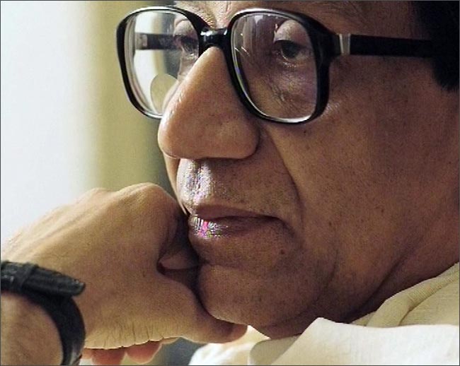 बाल ठाकरे का निधन, शोकाकुल हुआ पूरा देश