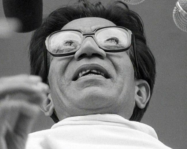 बाल ठाकरे का निधन, शोकाकुल हुआ पूरा देश