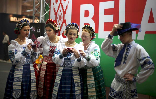 नए अनुभव दे गया बहुरंगी ट्रेड फेयर  |  इको फ्रैंडली घर