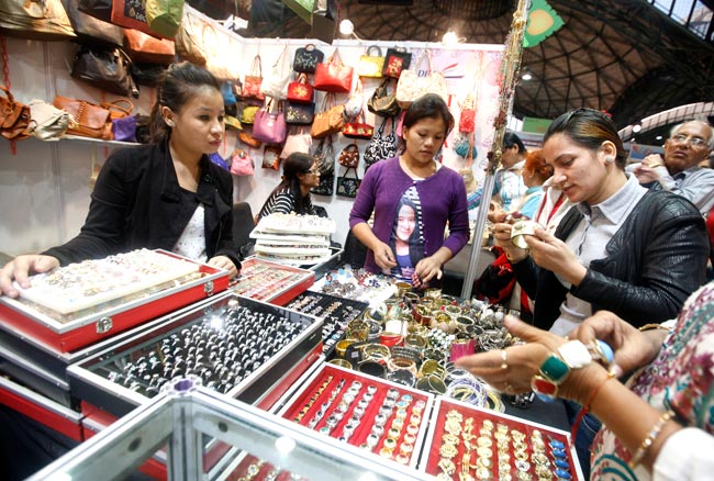 नए अनुभव दे गया बहुरंगी ट्रेड फेयर  |  इको फ्रैंडली घर