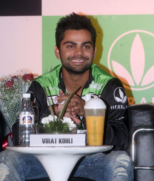 देखें जब मिली कप्तानी तो क्या कर रहे थे कोहली...