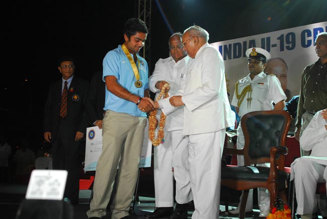 देखें जब मिली कप्तानी तो क्या कर रहे थे कोहली...