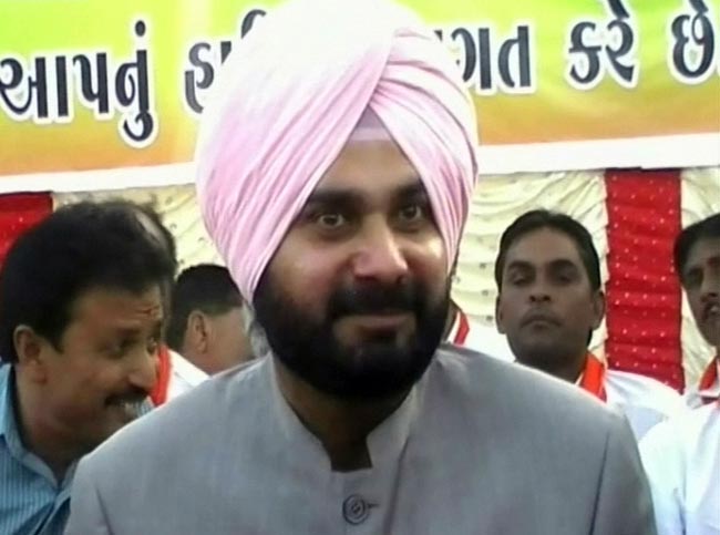 तस्‍वीरों में बीते सप्‍ताह की बहुचर्चित घटनाएं...