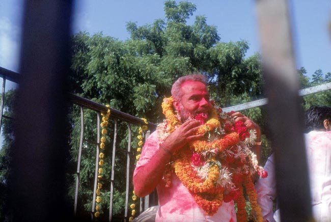 नरेंद्र मोदी का 'शून्‍य' से 'शिखर' तक का सफर...