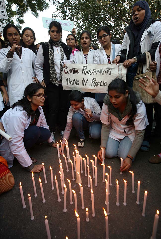 राष्ट्रपति भवन की दहलीज तक पहुंचा देश का 'गुस्सा'