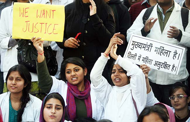 राष्ट्रपति भवन की दहलीज तक पहुंचा देश का 'गुस्सा'