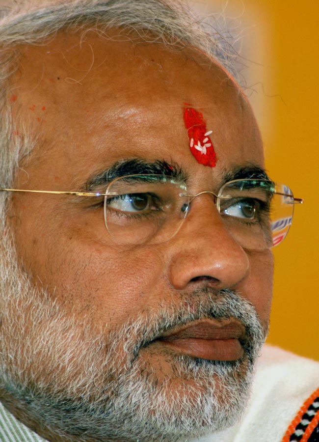 नरेंद्र मोदी का 'शून्‍य' से 'शिखर' तक का सफर...