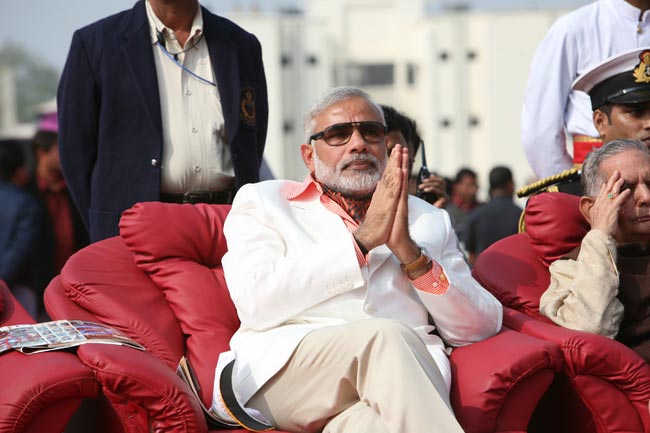 नरेंद्र मोदी का 'शून्‍य' से 'शिखर' तक का सफर...