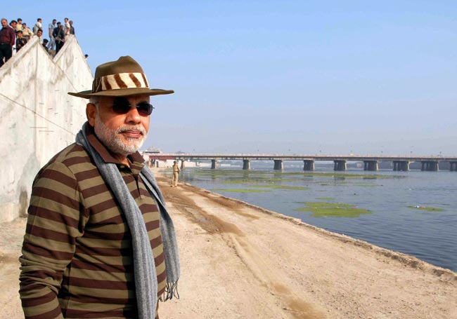 नरेंद्र मोदी का 'शून्‍य' से 'शिखर' तक का सफर...