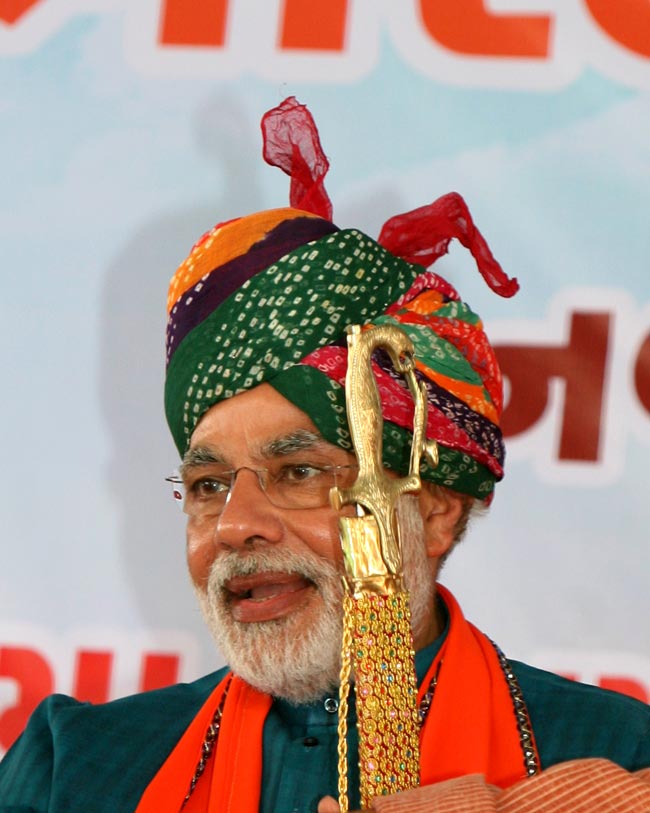 नरेंद्र मोदी का 'शून्‍य' से 'शिखर' तक का सफर...