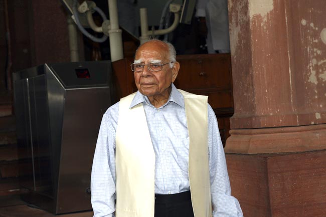 तस्‍वीरों में बीते सप्‍ताह की बहुचर्चित घटनाएं...