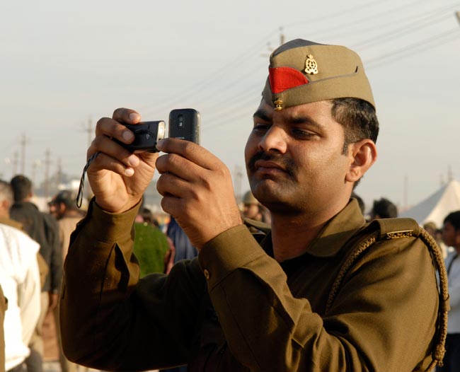 कुंभ मेलाः नागा साधुओं के आगमन से शुरू हुई उल्टी गिनती