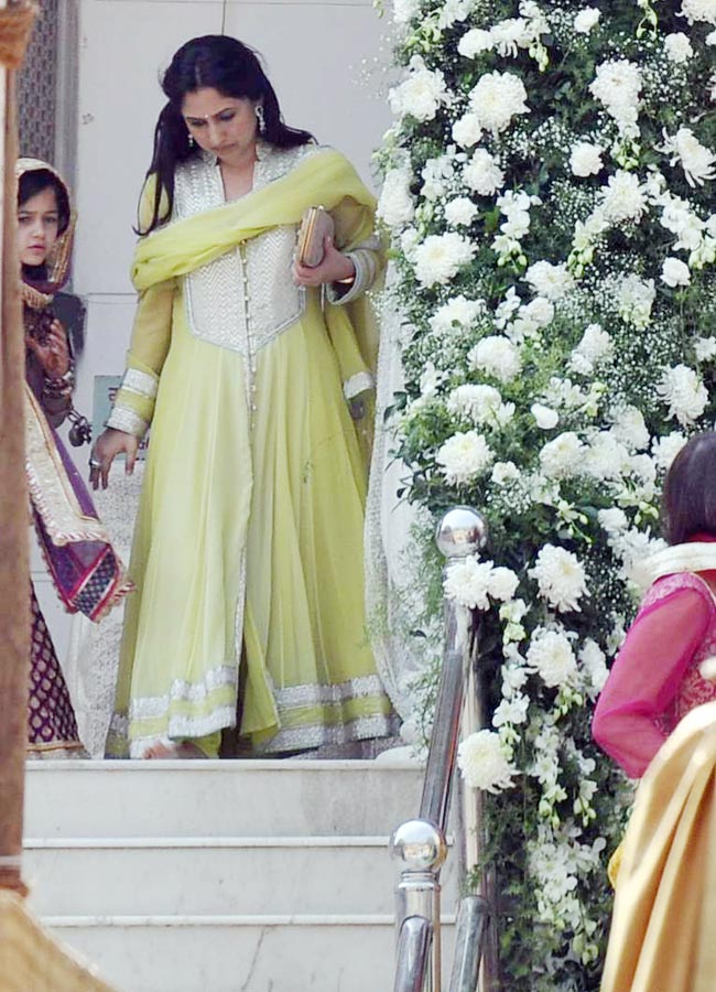 अक्षय की बहन अलका भाटिया ने रचाई शादी | शादी का एलबम