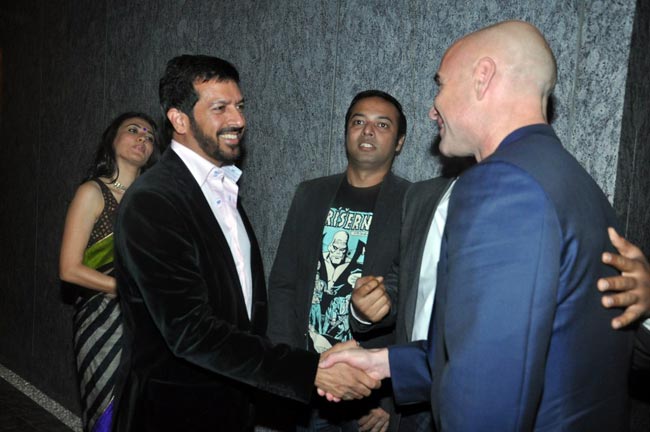 टेनिस चैंप अगासी को बॉलीवुड 'परियों' का सलाम |  सितारों की मस्‍ती