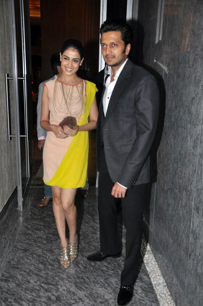 टेनिस चैंप अगासी को बॉलीवुड 'परियों' का सलाम |  सितारों की मस्‍ती