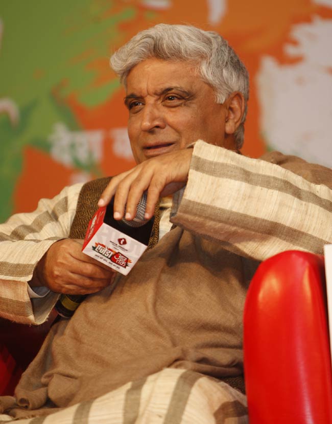 आजतक एजेंडा 2012: तस्वीरों में देखें कैसा रहा पहला दिन...