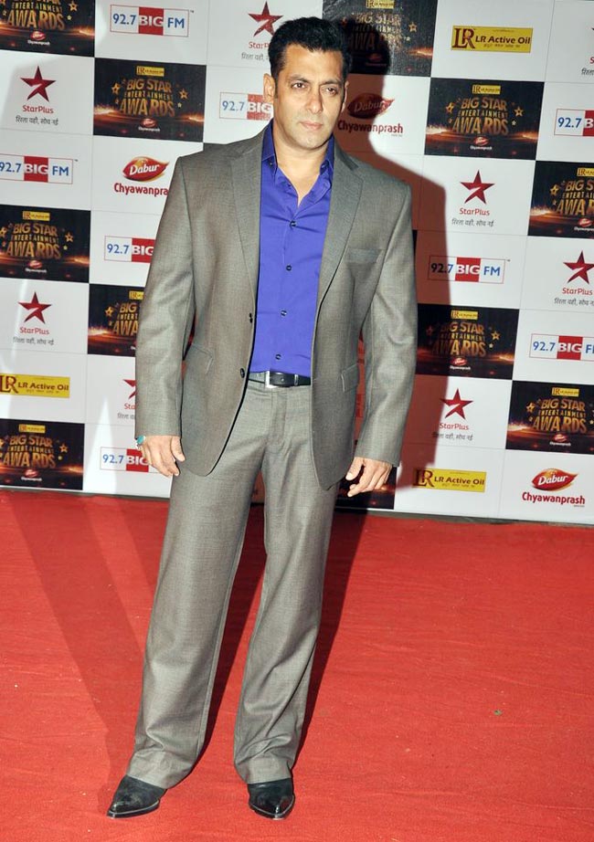 बिग स्‍टार अवॉर्ड में सितारों के जलवे | आइटम नंबर