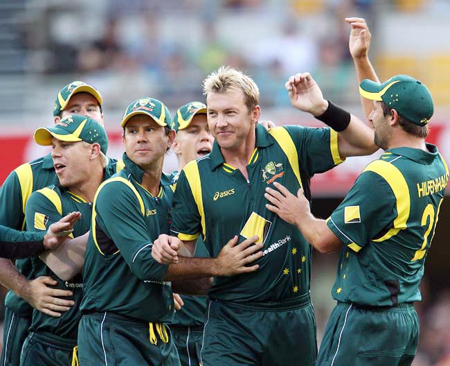 2012 में क्रिकेटः संन्यास और रिकॉर्डों का साल