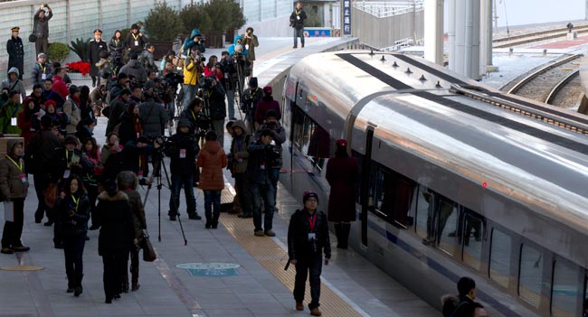 चीन में दुनिया का सबसे लंबा हाई स्पीड रेल मार्ग शुरू