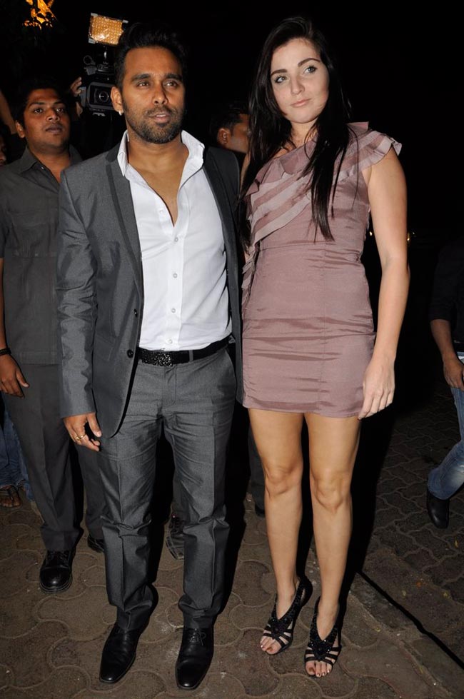 बंटी वालिया के रिसेप्‍शन में सितारों का मेला