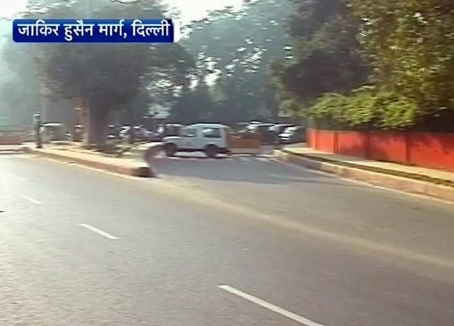 गैंगरेप पीड़िता की मौत के बाद दिल्ली छावनी में तब्दील