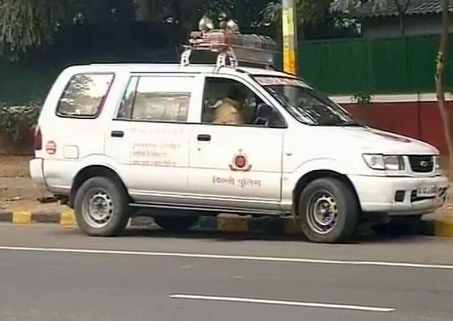 गैंगरेप पीड़िता की मौत के बाद दिल्ली छावनी में तब्दील