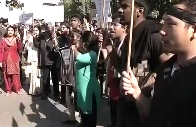 दिल्‍ली गैंगरेप को लेकर देशभर में आक्रोश